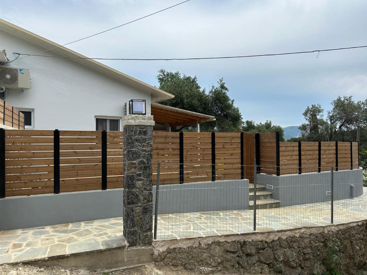 פאלאוקסטריצה Ipsia Apartments חדר תמונה